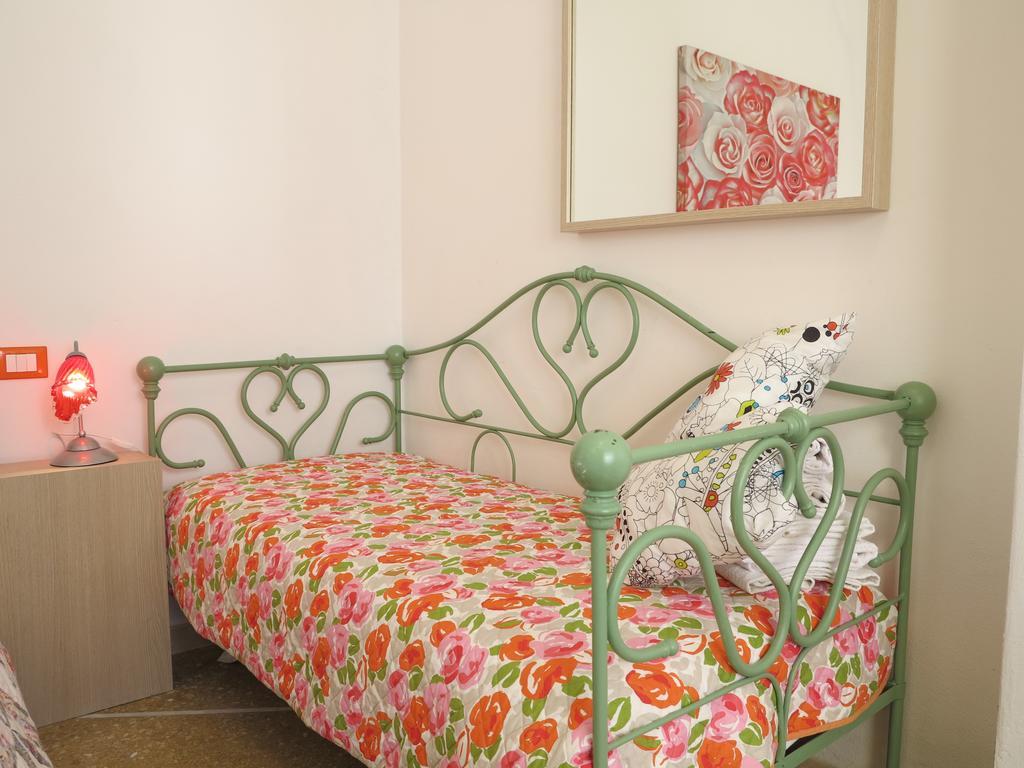 Casamare Hotel San Vincenzo Zimmer foto